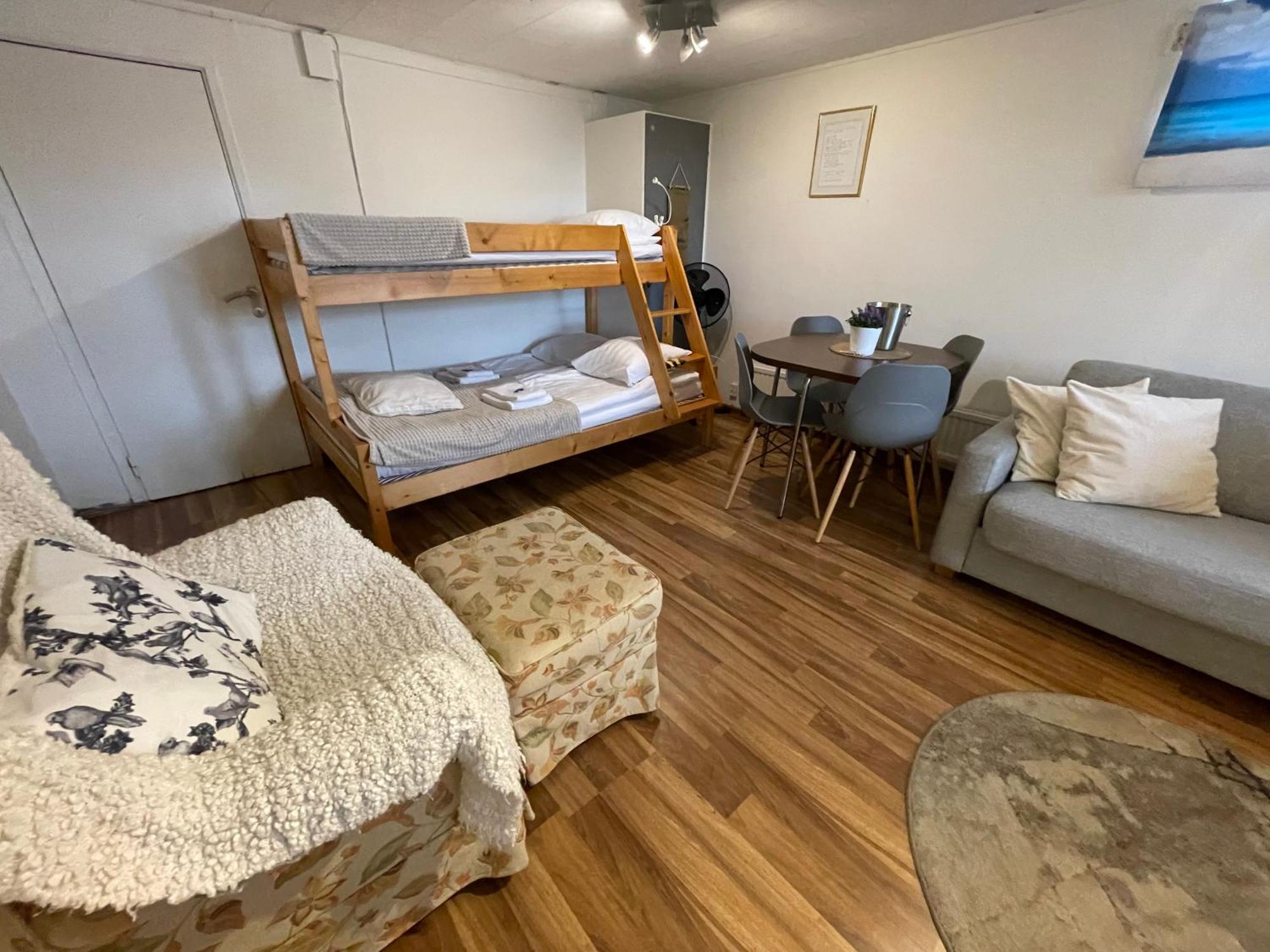 Vid Gekas Ullared Boende B&B Kültér fotó